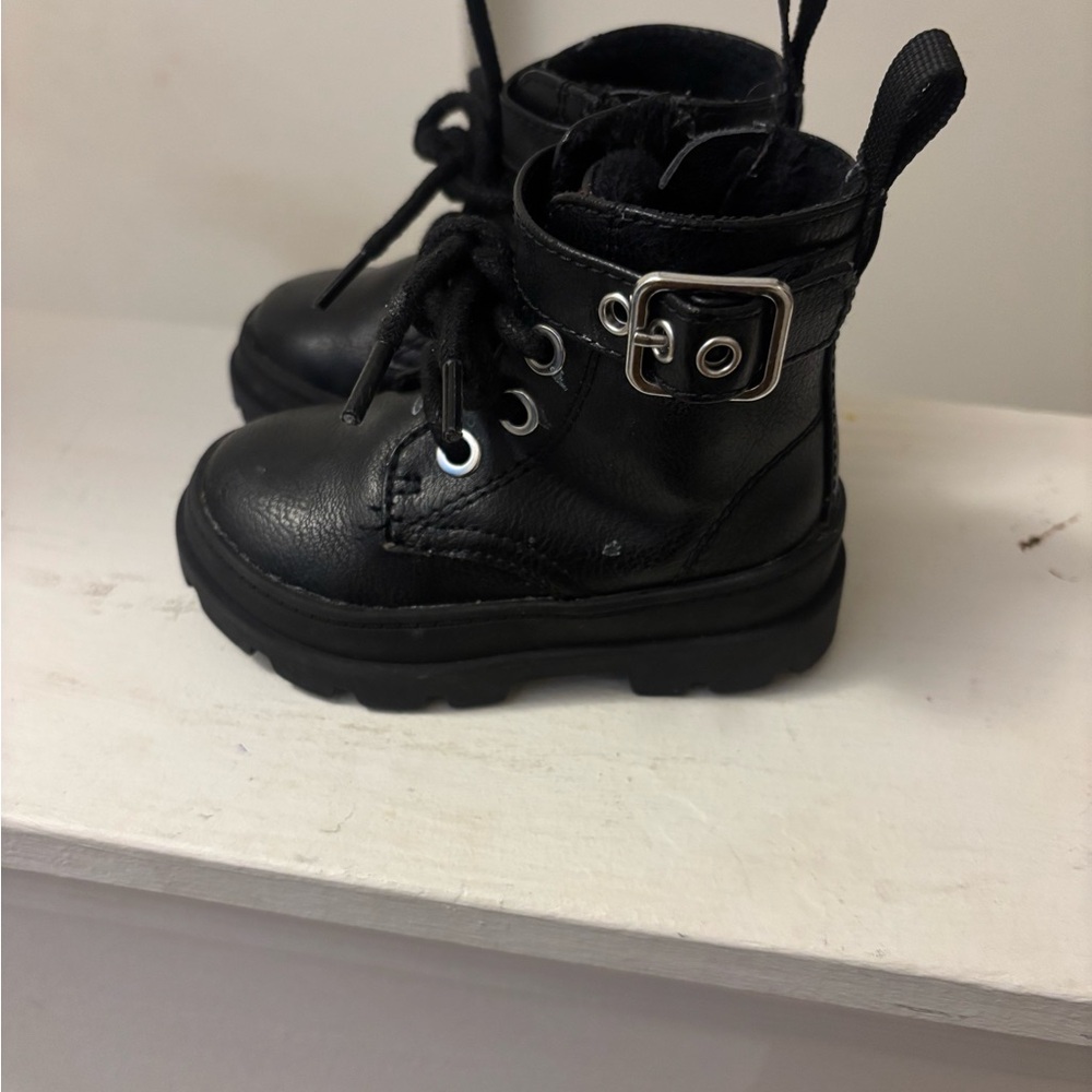 Toddler Size 4-5 Boots Gently used